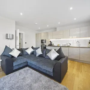 https://flat-1-bridge-house.brighton-hotels-england.com