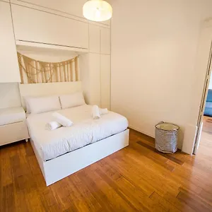 https://apt-collection-st-ursula.qawrahotelsmalta.org