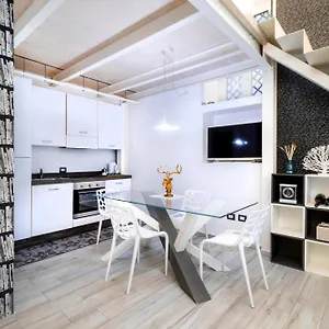 דירה Stesicoro Exclusive House, קטאניה
